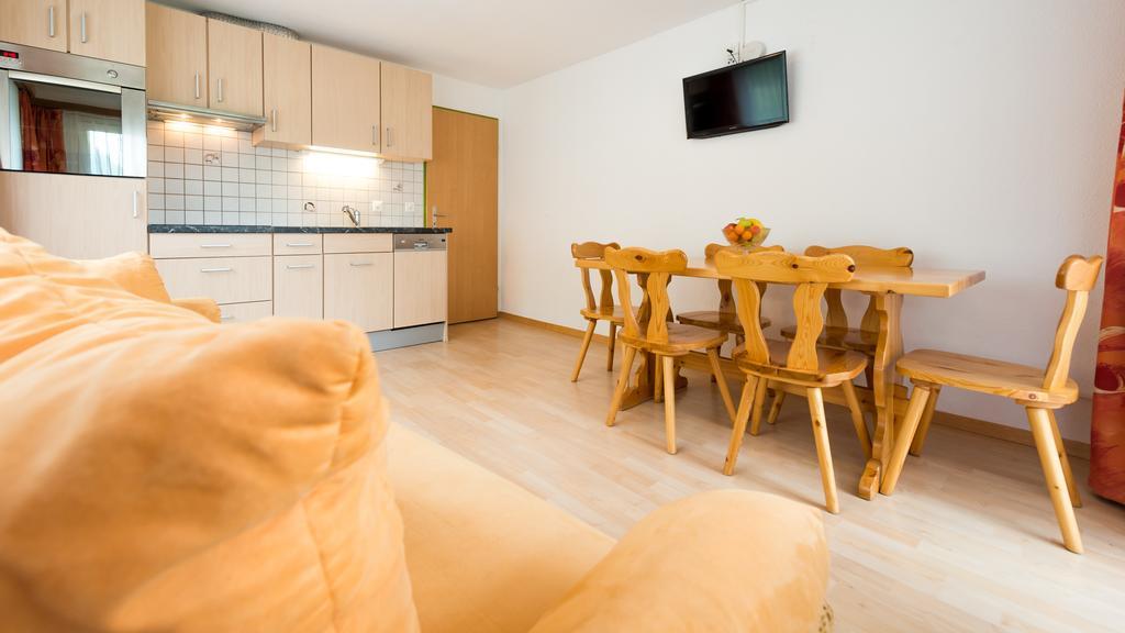Apartments Atlas Saas-Grund Oda fotoğraf