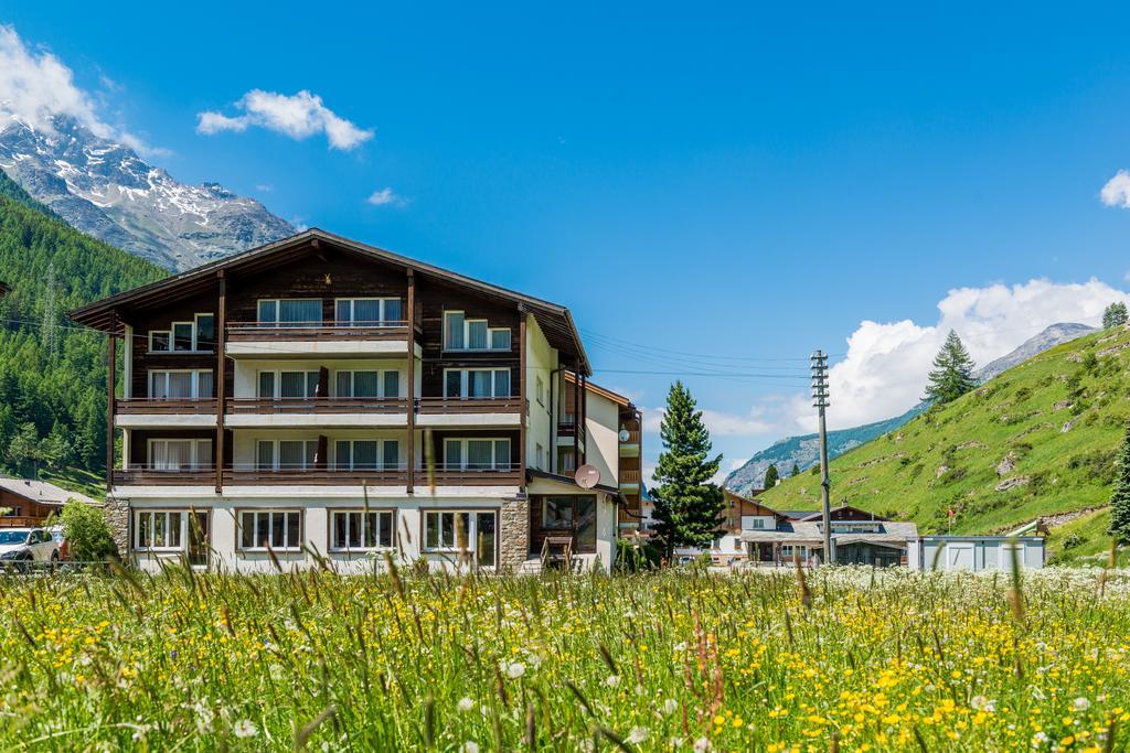 Apartments Atlas Saas-Grund Oda fotoğraf